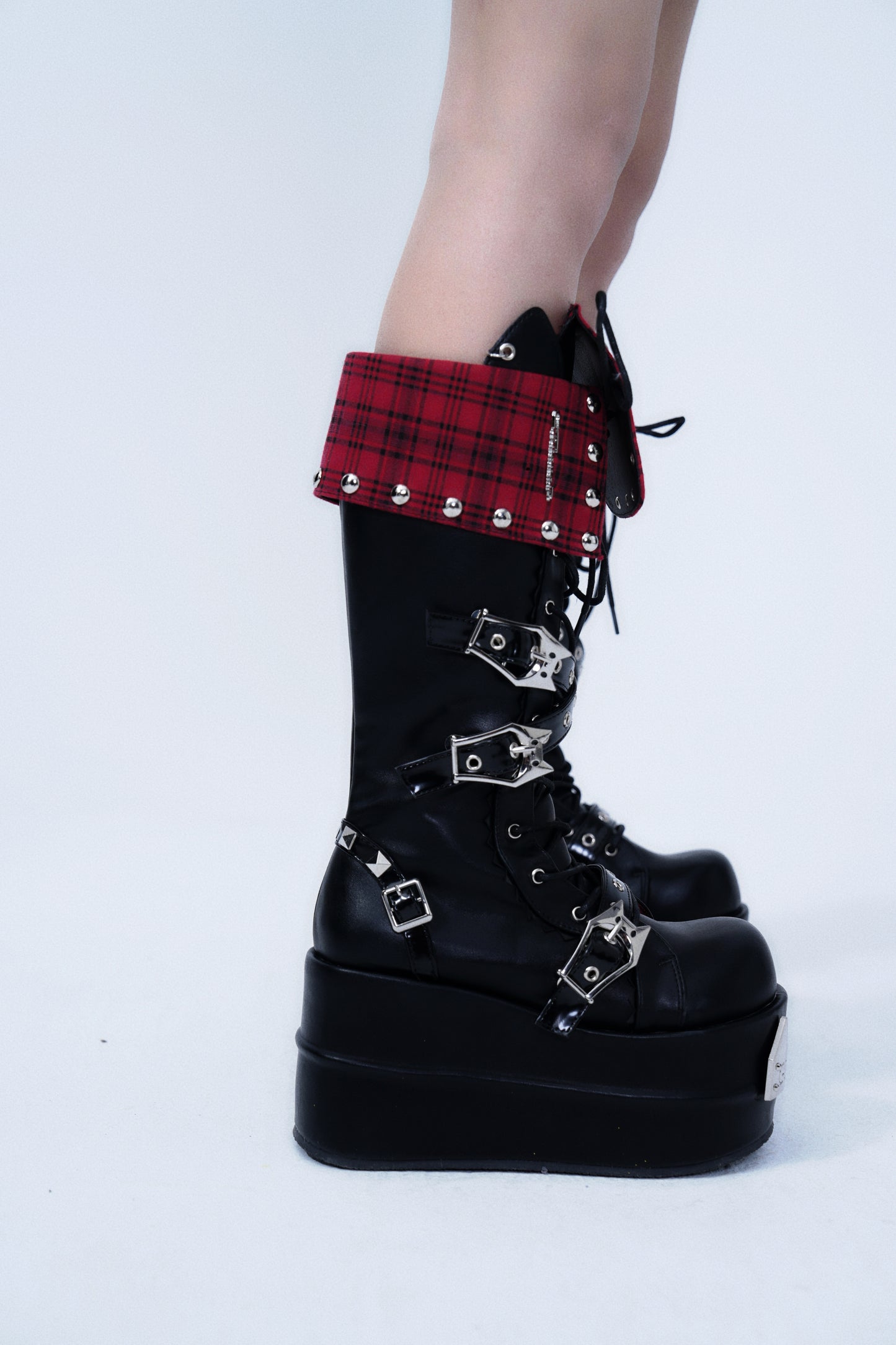 Cat Knight Boots