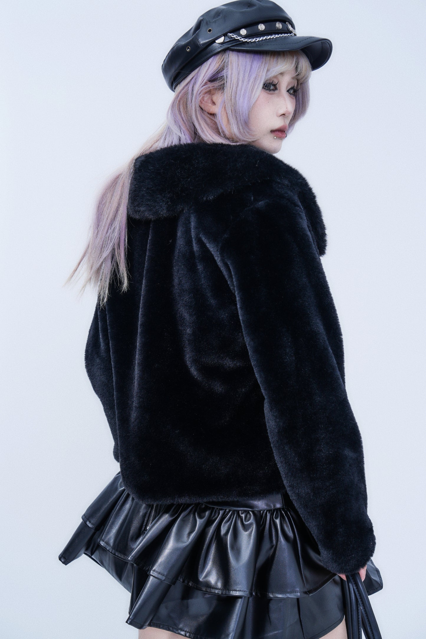Short Faux Fur Jacket – Luxe Winter Essential