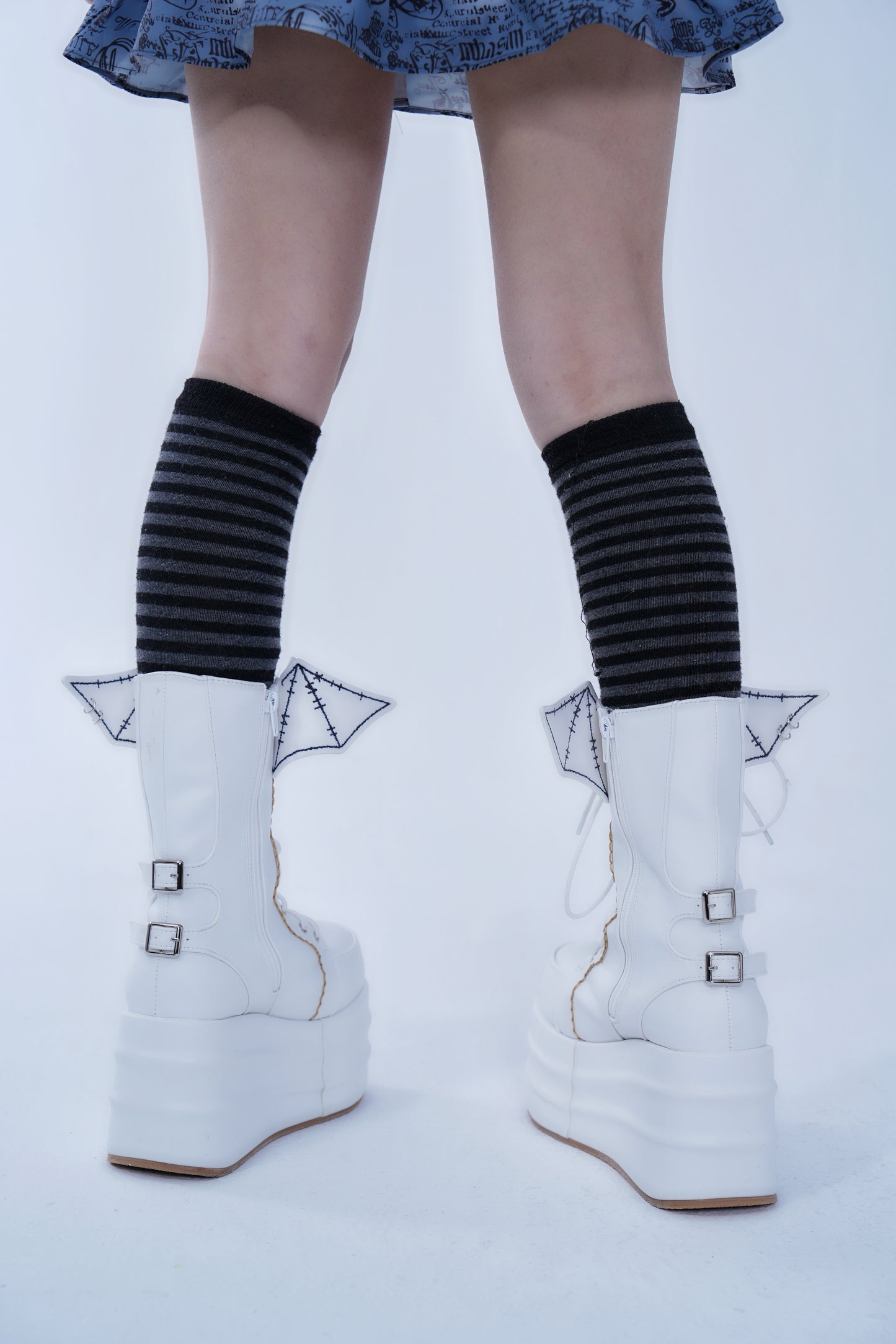 Bone-Eroding Demon Platform Boots
